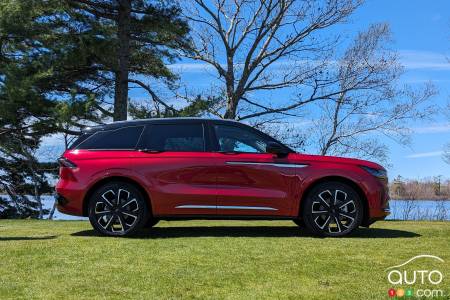 Lincoln Nautilus 2024, profil