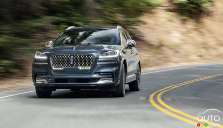 Lincoln Aviator Grand Touring, avant