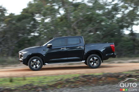 2021 Mazda BT-50, profile