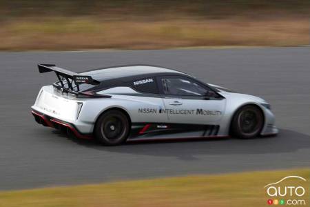 The Leaf NISMO RC, on the track