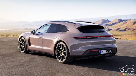 La toute nouvelle Porsche Taycan Turbo Cross Turismo 2025