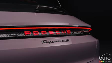 Porsche Taycan Turbo Cross Turismo 2025