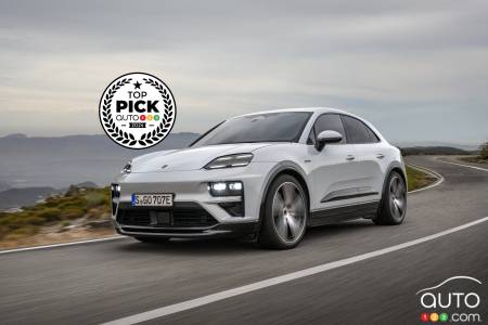 2024 Porsche Macan Turbo 4