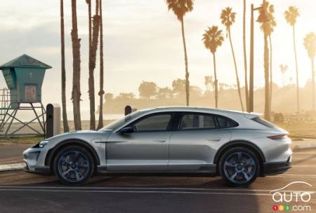 Porsche Mission E Cross Turismo