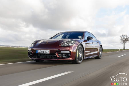 Porsche Panamera 4 e-hybrid