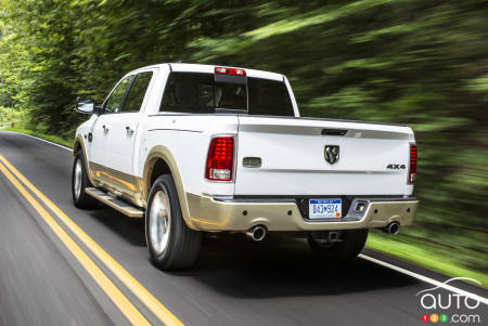 Ram 1500 Laramie Longhorn 2013 blanc