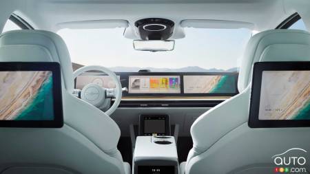 Sony Vision-S 02, interior