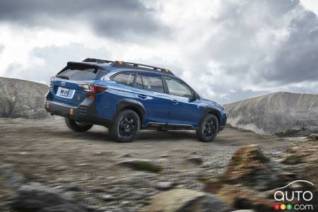 2022 Subaru Outback Wilderness, profile