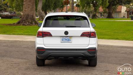 2022 Volkswagen Taos, rear