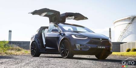 Tesla Model X P100D