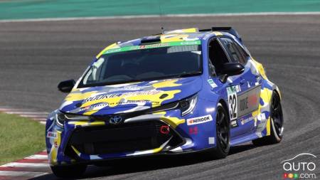 Toyota Corolla de course à moteur à hydrogène