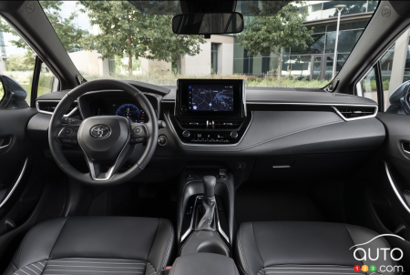 L'intérieur de la Toyota Corolla XSE
