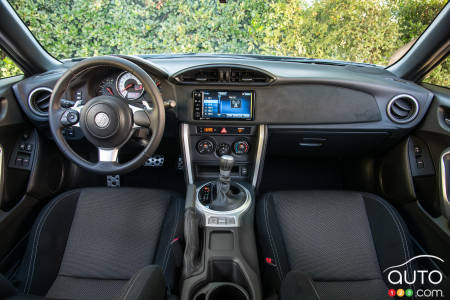 2020 Toyota 86, steering wheel, dash