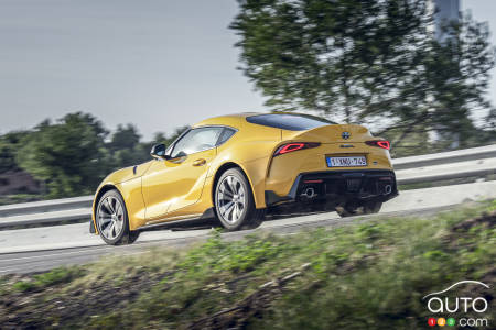 2021 Toyota Supra 2.0, three-quarters rear