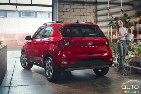 Hyundai Venue, arrière