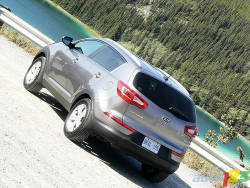 Turbocharged for fun and efficiency - Standard Sportage models get a 2.4-litre four-cylinder engine with 176 horsepower. That’s fairly conventional and average. The powerplant in the uplevel Sportage SX is not. Its 260 horsepower and 269 lb-ft of torque translate into very big performance.

