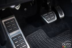 2016 Volkswagen Golf GTI sport pedal