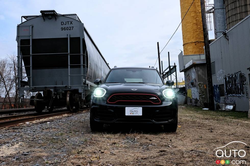We drive the 2019 MINI Countryman JCW Midnight Black Edition