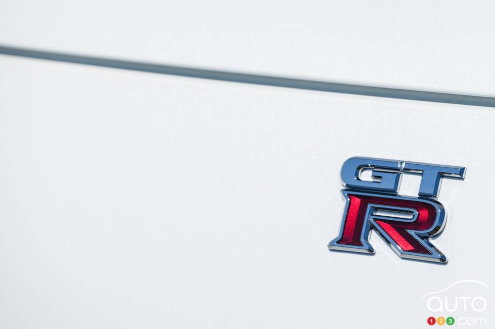 Logo GT-R