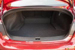 2016 Infiniti Q50s trunk