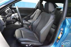 2016 BMW M2 front seats
