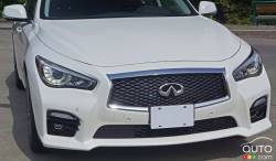 2016 Infiniti Q50s Red Sport front grille