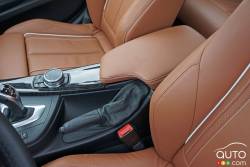 2016 BMW 340i xDrive interior details