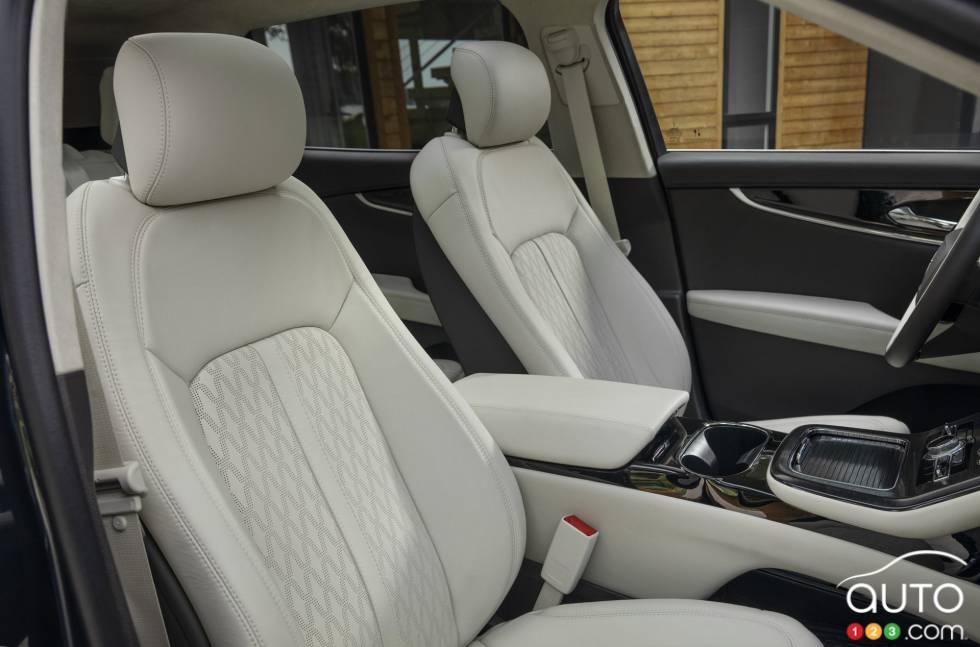 Introducing the 2021 Lincoln Nautilus