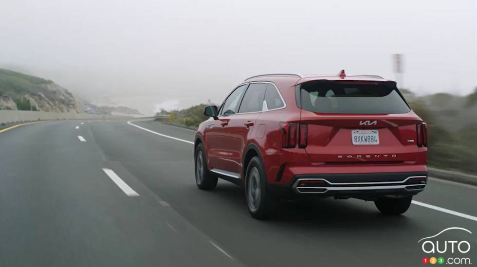 Introducing the 2023 Kia Sorento HEV