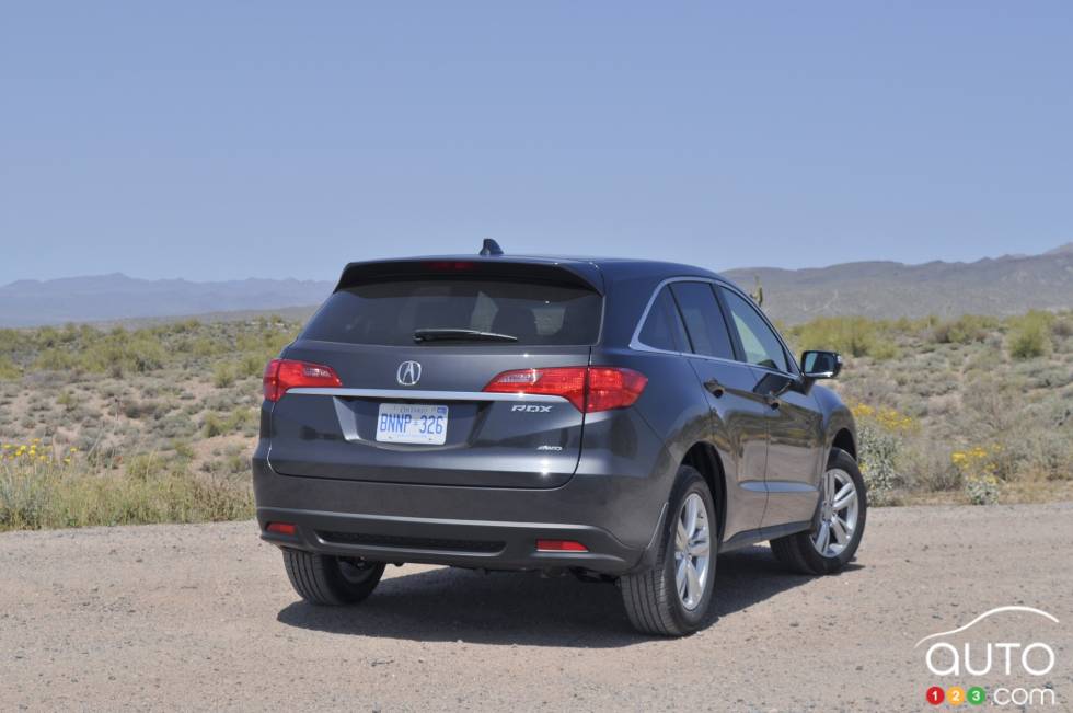 Rear 3/4 view