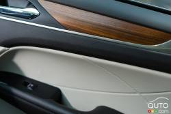 2016 Lincoln MKC Ecoboost AWD door panel