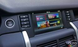 2016 Land Rover Dicovery Sport HSE infotainement display