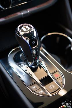2017 Bentley Bentayga shift knob