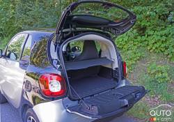 2016 Smart ForTwo Coupe Passion trunk