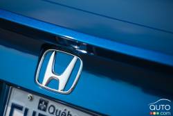 2015 Honda Civic EX Coupe manufacturer badge