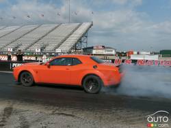 Dodge Challenger SRT Demon 2018, orange, avec fumée