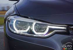 2016 BMW 340i xDrive headlight