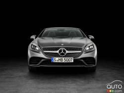 Vue de face de la Mercedes-Benz SLC 2017