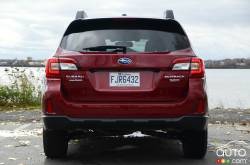 2016 Subaru outback rear view