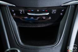Contrôle du système de climatisation de la Cadillac XT5 2016