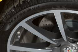 Wheel and tire details