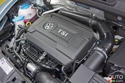 2016 Volkswagen Beetle Convertible Denim engine