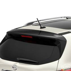 The 2017 Nissan Pathfinder Platinum Midnight Edition features a black spoiler