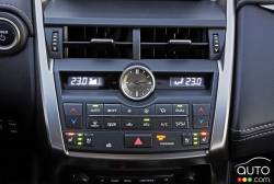 Contrôle du système de climatisation du Lexus NX 300h executive 2016