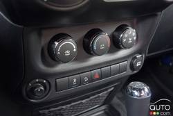 Contrôle du système de climatisation du Jeep Wrangler Sport S 2016