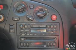 Console centrale de la Mazda RX-7 Spirit R 2002