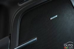 2015 Porsche Cayenne S E-Hybrid speaker