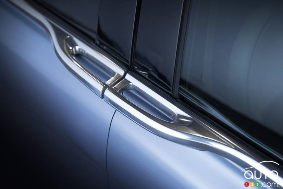 Introducing the 2019 Lincoln Continental Coach Door Edition