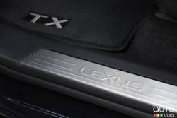 Nous conduisons le Lexus TX 2024
