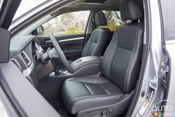 2016 Toyota Highlander XLE AWD front seats